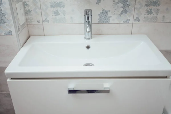 Lavabo Salle Bain Moderne Avec Robinet Chromé Carrelage Gris — Photo