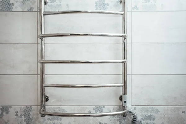 Elektrischer Trocknen Der Badezimmerwand — Stockfoto