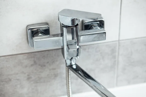 Modern Bathroom Wash Basin Chrome Faucet Gray Tiling — Stock Photo, Image