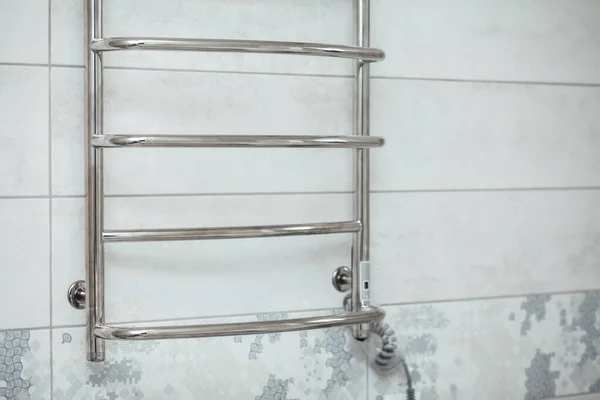 Elektrischer Trocknen Der Badezimmerwand — Stockfoto