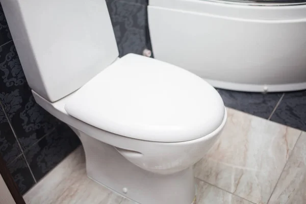 Туалет Современном Интерьере Ванной Комнаты — стоковое фото