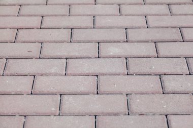 Değişik renklerde taş yontmalar, gündüz vakti yakın çekim. 