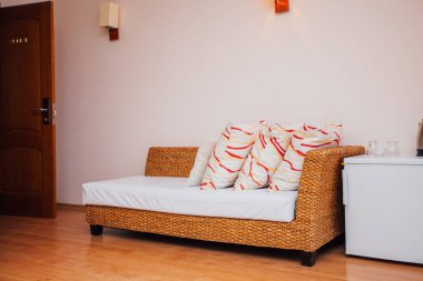 Modern yatak odasının minimalist iç mekanı 