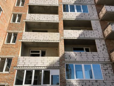 Site yapım aşamasında yeni evler ile oluşturma