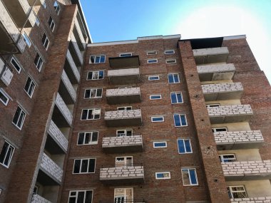 Site yapım aşamasında yeni evler ile oluşturma