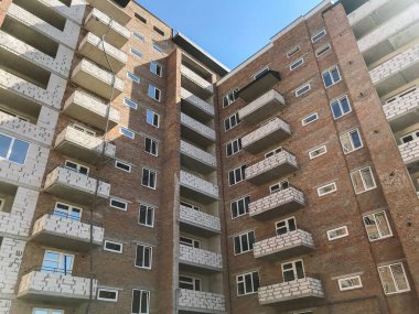 Site yapım aşamasında yeni evler ile oluşturma