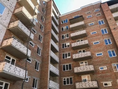 Site yapım aşamasında yeni evler ile oluşturma