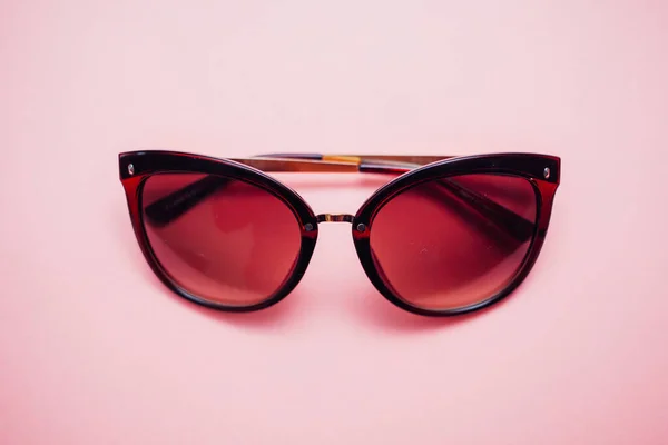 Les Lunettes Soleil Shutter Shades Ont Fond Vibrant — Photo