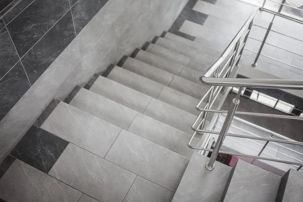 扶手和楼梯的现代设计 — 图库照片