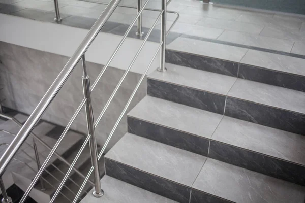 Modernes Design Von Handlauf Und Treppe — Stockfoto