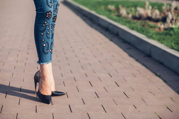 Woman Black High Heels Closeup Female Legs High Heels — ストック写真