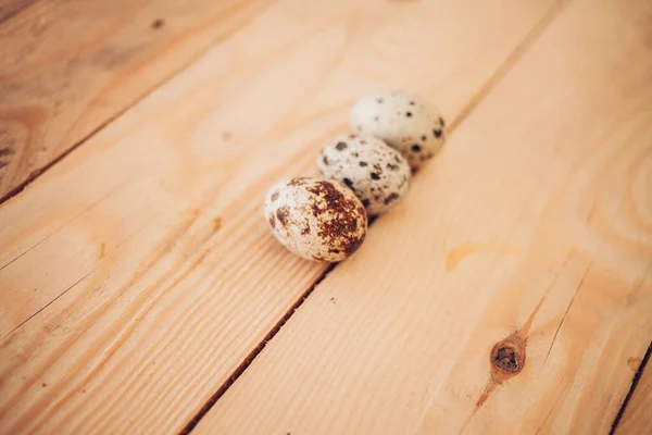 Quail Eggs Wooden Background — Stock Photo, Image