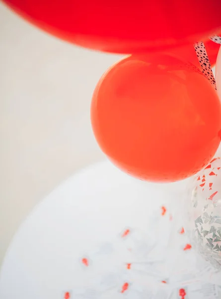Colorful Balloons Closeup Holiday Table Bright Celebrating Decoration — Stock Photo, Image