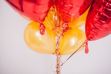 Renkli kalp balonları, sevgililer günü arkaplanı 
