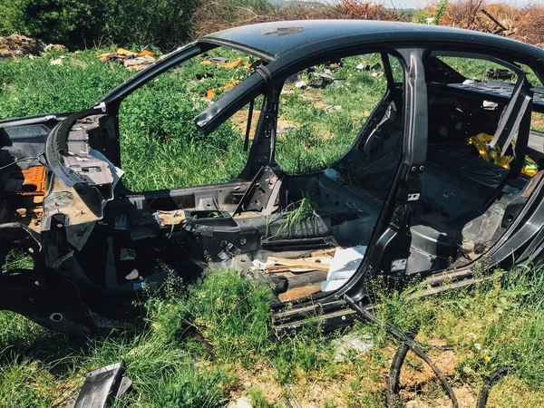 Reciclagem Carros Velhos Usados Destruídos Desmontagem Peças Estaleiros Sucata — Fotografia de Stock