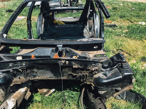 Reciclagem Carros Velhos Usados Destruídos Desmontagem Peças Estaleiros Sucata — Fotografia de Stock