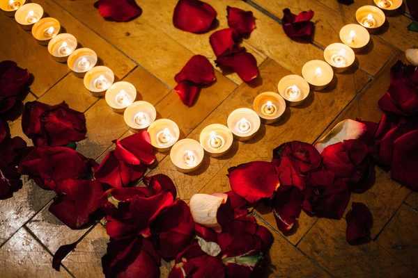 Heart Candles Rose Petals — стоковое фото