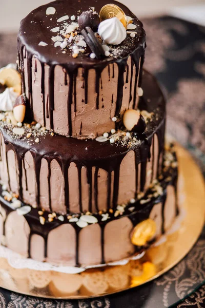 味道鲜美的巧克力蛋糕 特写的甜食 — 图库照片