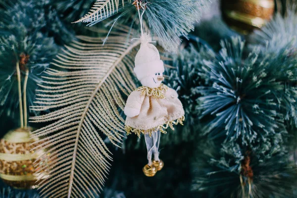 Χριστούγεννα Και Πρωτοχρονιά Διακοπές Φόντο Χειμερινή Εποχή Δέντρο Στο Εσωτερικό — Φωτογραφία Αρχείου
