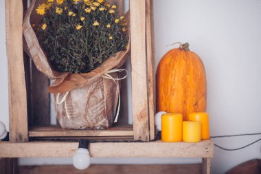 Oda güzel sonbahar süslemeleri