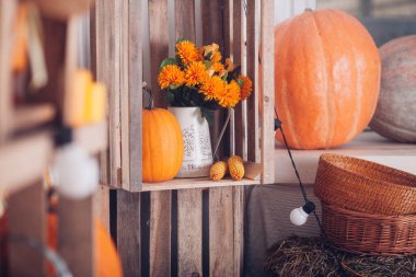 Oda güzel sonbahar süslemeleri
