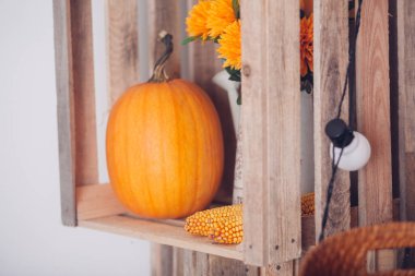 Oda güzel sonbahar süslemeleri