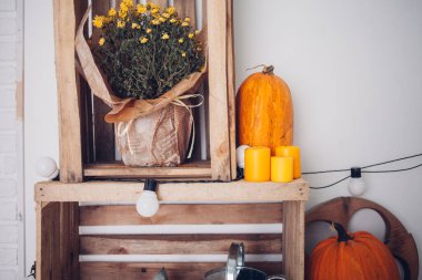 Oda güzel sonbahar süslemeleri