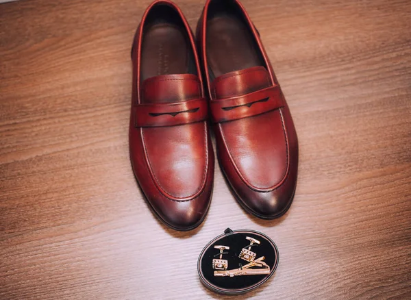 Groom Gathering Morning Men Classic Patent Leather Shoes Wedding Details — Zdjęcie stockowe