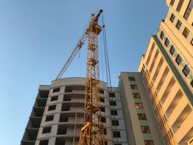 Site yapım aşamasında yeni evler ile oluşturma