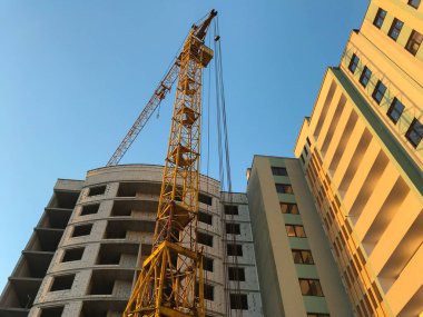 Site yapım aşamasında yeni evler ile oluşturma