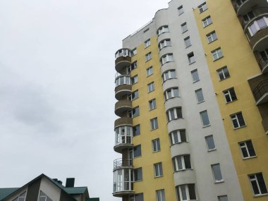 Site yapım aşamasında yeni evler ile oluşturma