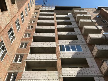 Site yapım aşamasında yeni evler ile oluşturma