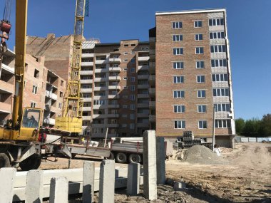 Site yapım aşamasında yeni evler ile oluşturma