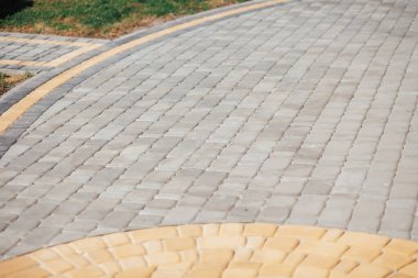 Kırsal kesimdeki modern evin dışında.