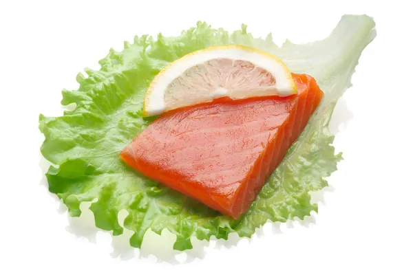 Composição com fatia de salmão e limão — Fotografia de Stock