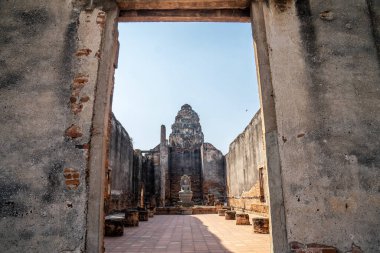 Antik Tayland Budist Adı Wat Phra Sri Rattana Mahathat Lop Buri, Tayland, İnanılmaz Tayland seyahat konsepti.