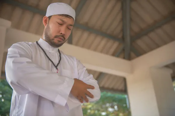 Hombre Islam Asiático Rezando Concepto Festival Ramadán —  Fotos de Stock