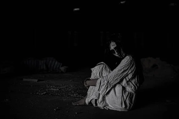 Πορτρέτο Της Ασιατικής Γυναίκας Φάντασμα Συνθέτουν Σκηνή Τρόμου Απόκριες Έννοια — Φωτογραφία Αρχείου