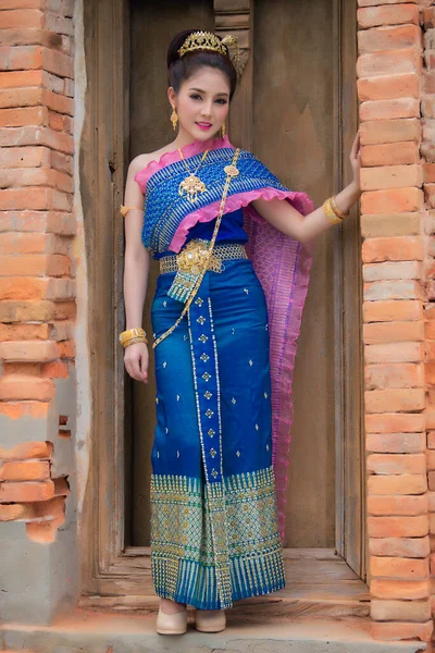 Retrato Mujer Asiática Usar Estilo Vestido Tailandés Antiguo Tailandia Gente — Foto de Stock