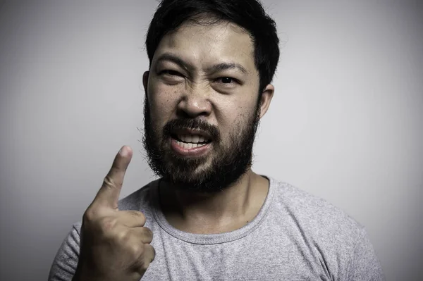 Asiatisk Stilig Man Arg Vit Bakgrund — Stockfoto