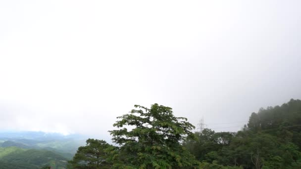 Kilátás Hegy Legtöbb Felhő Ködös Esős Évszakban — Stock videók