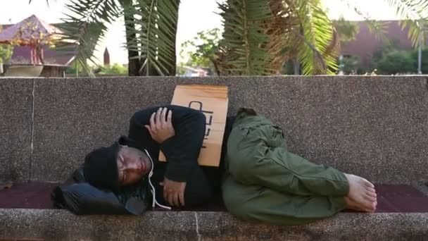 Asian Man Homeless Side Road Stranger Has Live Road Alone — Vídeo de stock