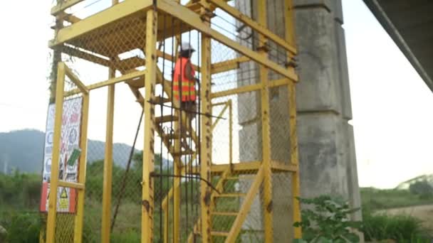 Asian Female Engineer Works Motorway Bridge Construction Site Civil Worker — Vídeos de Stock