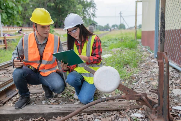 Two Engineer Working Train Station Work Together Happily Help Each — Stock Photo, Image