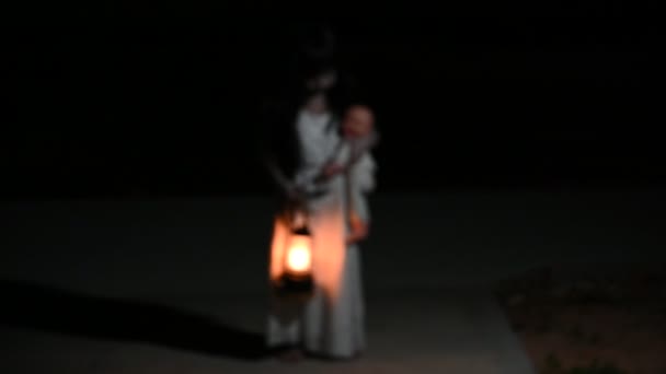 Geceleri Üzgün Çocuk Hayalet Cadılar Bayramı Festivali Konsepti Cuma Korku — Stok video