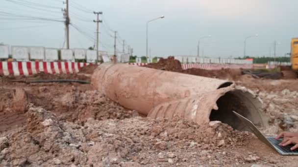 Civil Engineer Working Construction Site Company Manager Supervises Road Construction — Stockvideo