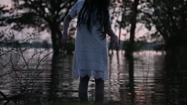 Portrait Asian Woman Make Ghost Face Swamp Horror Water Scene — 图库视频影像