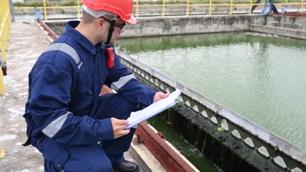 Water Plant Maintenance Technician Mechanical Engineer Check Control System Water — Vídeos de Stock