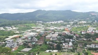Vietnam 'daki şehrin havadan görünüşü