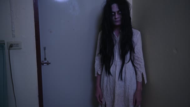 Porträtt Asiatisk Kvinna Make Spöke Skrämmande Skräckscen För Bakgrund Halloween — Stockvideo